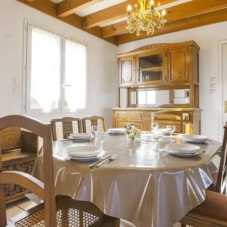 펜션 La Maison Des Pins - Welkeys *