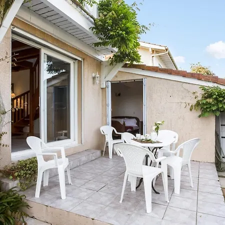펜션 La Maison Des Pins - Welkeys *
